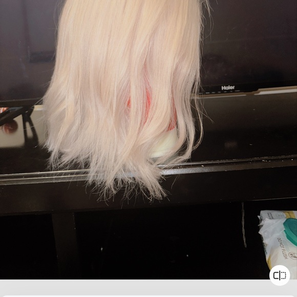 Lilly Hair Offical Kylie Wig - Picture 4 of 8